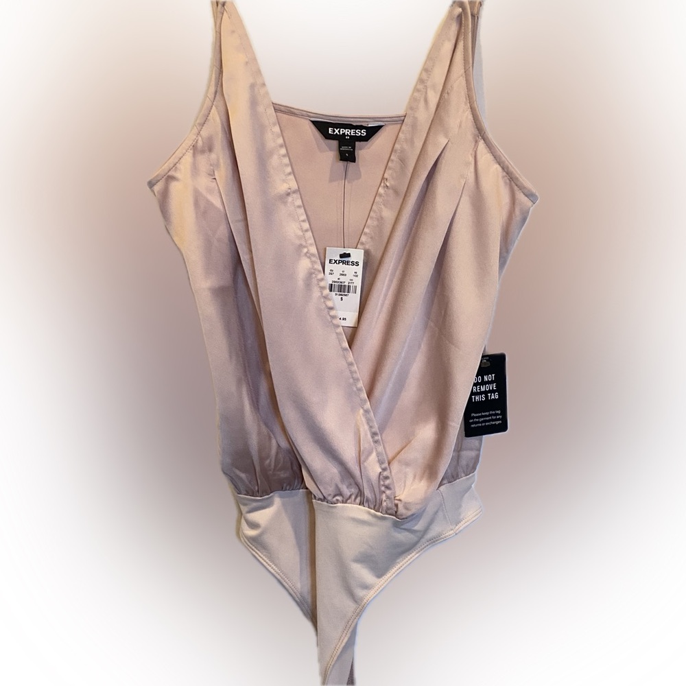 💗 Express Light Pink Satin Pleated Faux Wrap Cami Bodysuit | NWT | Women’s Small